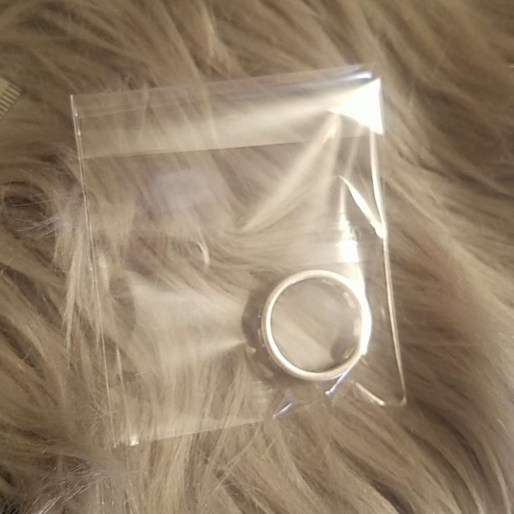 Authentic Gucci Silver Ring (2) - image 8